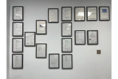 證書(shū)墻